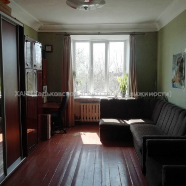 Продам квартиру, Александровский просп. , 1  ком., 21 м², косметический ремонт 