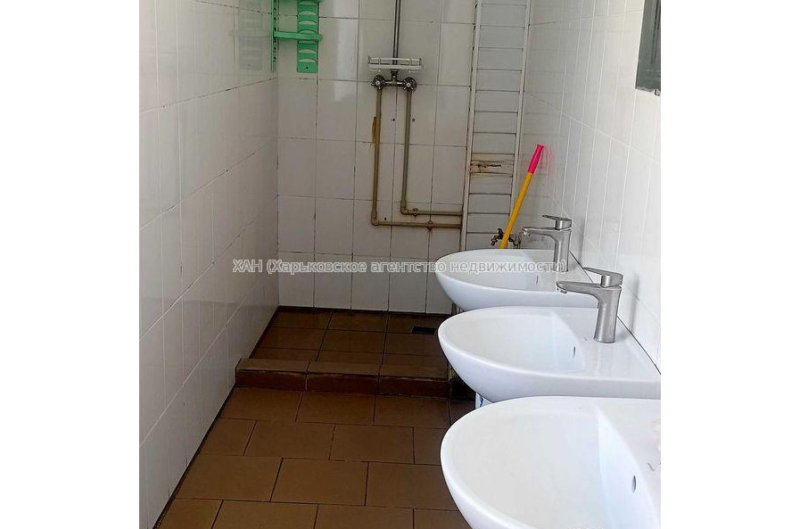 Продам квартиру, Александровский просп. , 1  ком., 21 м², косметический ремонт 