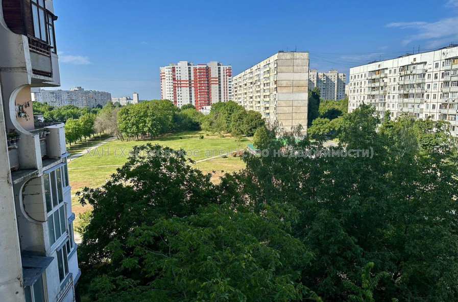 Продам квартиру, Победы просп. , 1  ком., 47 м², косметический ремонт 