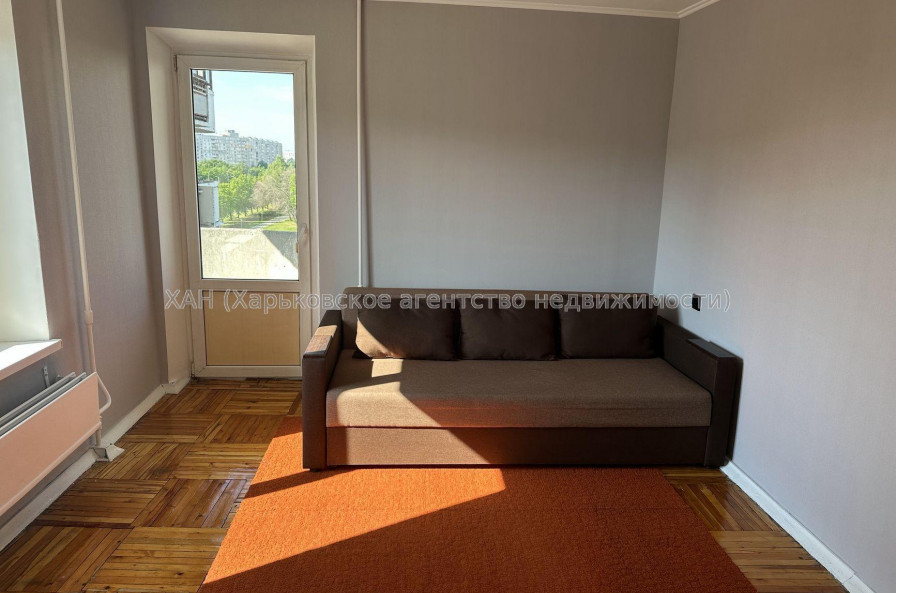 Продам квартиру, Победы просп. , 1  ком., 47 м², косметический ремонт 