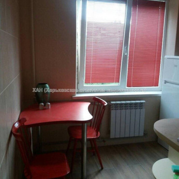 Продам квартиру, Валентиновская ул. , 1 кім., 33 м², евроремонт 
