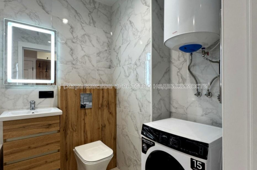 Продам квартиру, Мира ул. , 43 , 1 кім., 37 м², евроремонт 