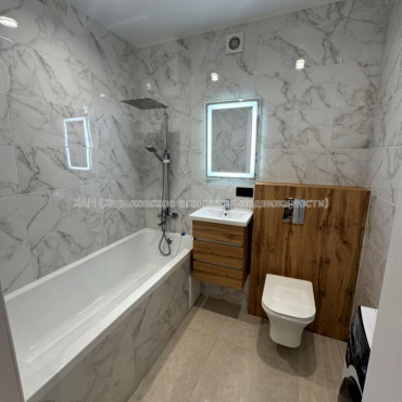 Продам квартиру, Мира ул. , 43 , 1 кім., 37 м², евроремонт 