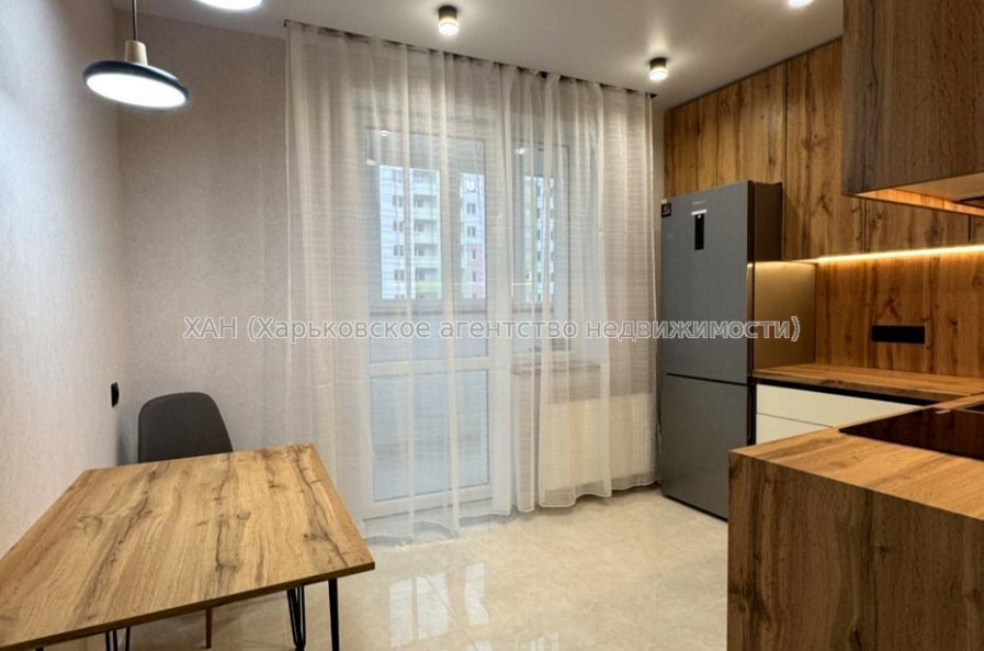 Продам квартиру, Мира ул. , 43 , 1 кім., 37 м², евроремонт 