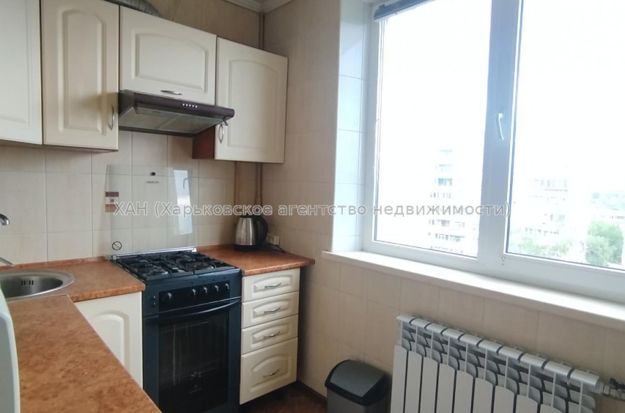 Продам квартиру, Розы Люксембург ул. , 3 кім., 69.30 м², косметический ремонт 
