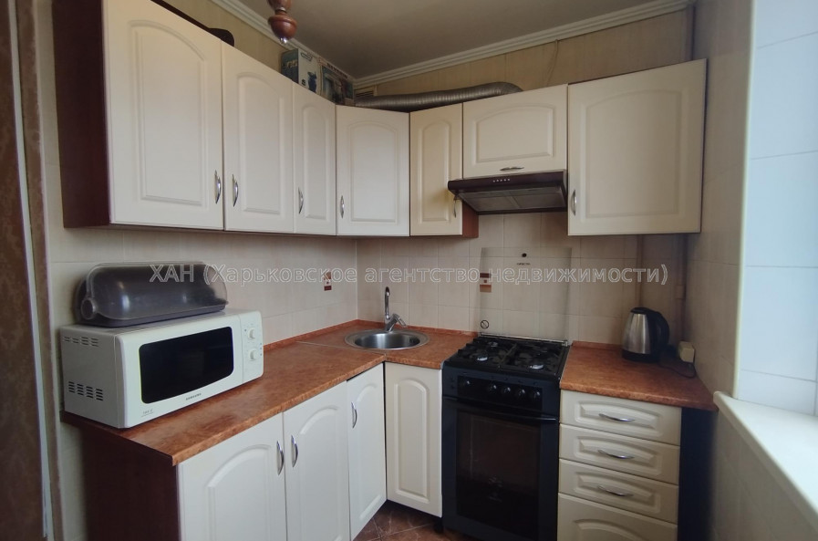 Продам квартиру, Розы Люксембург ул. , 3 кім., 69.30 м², косметический ремонт 