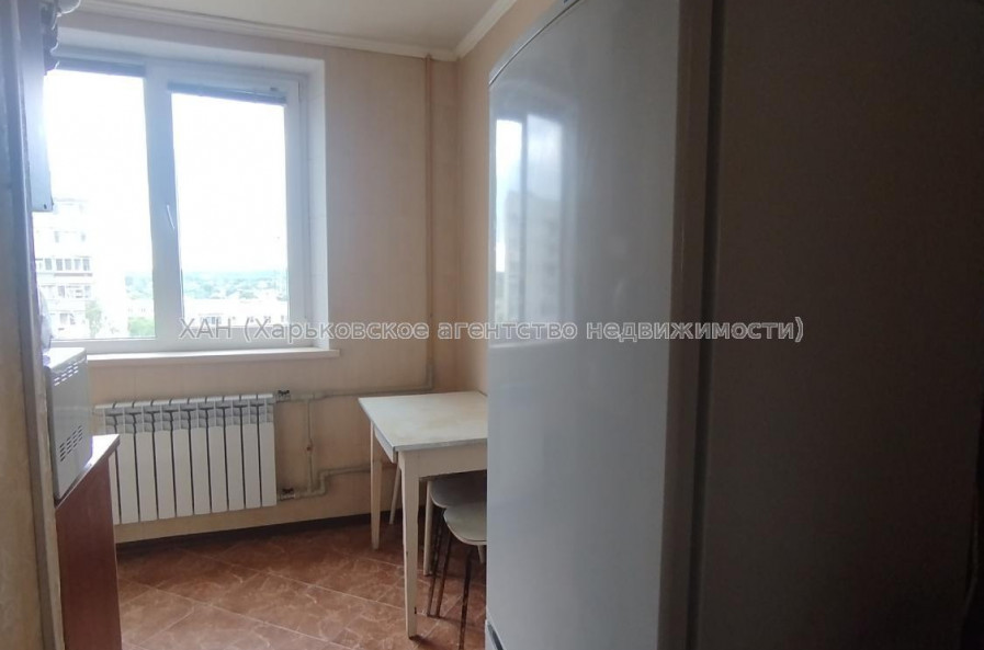 Продам квартиру, Розы Люксембург ул. , 3 кім., 69.30 м², косметический ремонт 