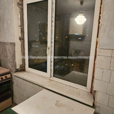 Продам квартиру, Тракторостроителей просп. , 2  ком., 46 м², без ремонта 