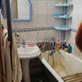 Продам квартиру, Победы просп. , 3 кім., 72 м², советский ремонт 