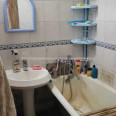 Продам квартиру, Победы просп. , 3 кім., 72 м², советский ремонт 