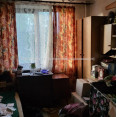 Продам квартиру, Победы просп. , 3 кім., 72 м², советский ремонт 