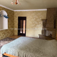 Продам квартиру, Марьинская ул. , 4 кім., 84 м², капитальный ремонт 