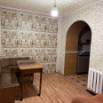 Продам квартиру, Марьинская ул. , 4 кім., 84 м², капитальный ремонт 