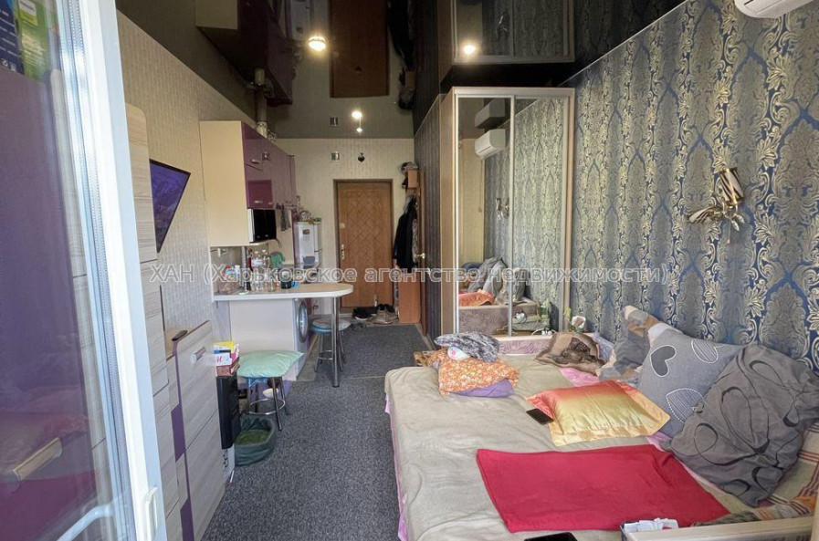 Продам квартиру, Добровольцев ул. , 1  ком., 18.50 м², евроремонт 