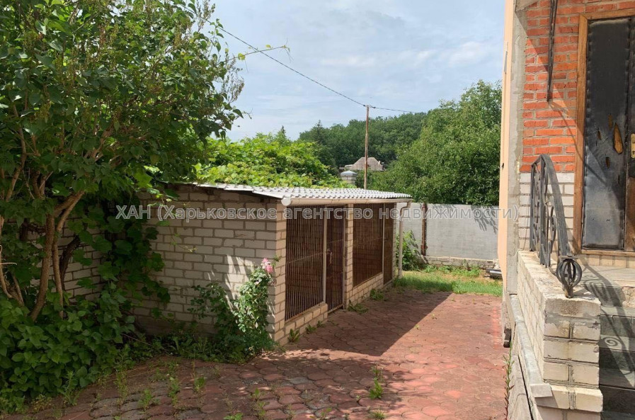 Продам дом, Гризодубовой ул. , 360 м², 6 сот., советский ремонт 