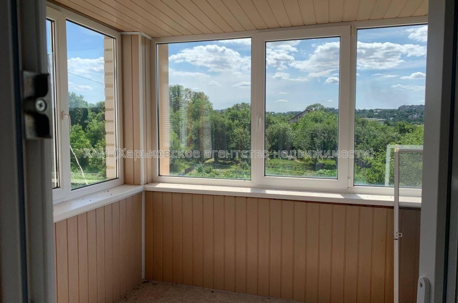 Продам дом, Гризодубовой ул. , 360 м², 6 сот., советский ремонт 