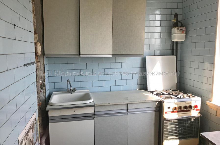 Продам квартиру, Непокоренных ул. , 37 , 2  ком., 44 м², без ремонта 