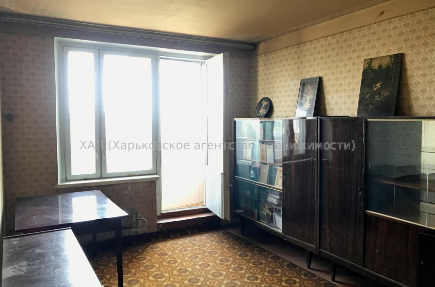 Продам квартиру, Непокоренных ул. , 37 , 2  ком., 44 м², без ремонта 