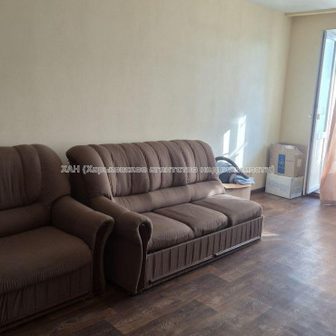 Продам квартиру, Самолетная ул. , 1  ком., 30 м², косметический ремонт 