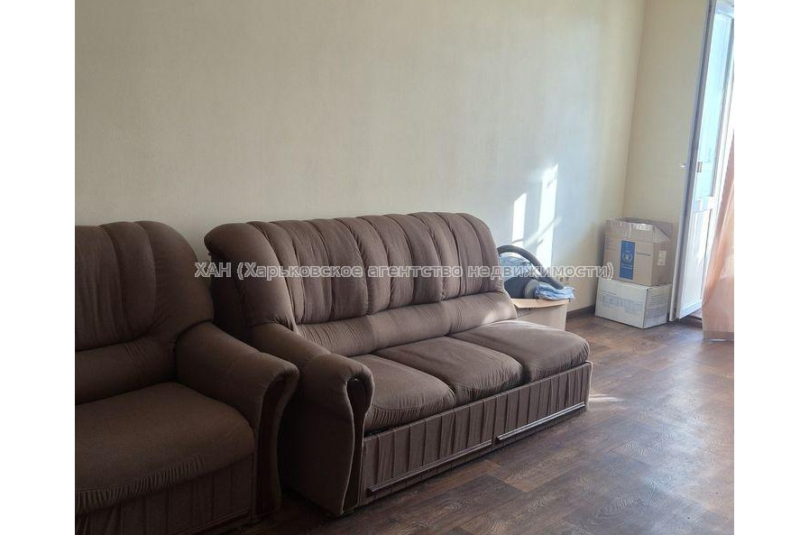 Продам квартиру, Самолетная ул. , 1  ком., 30 м², косметический ремонт 