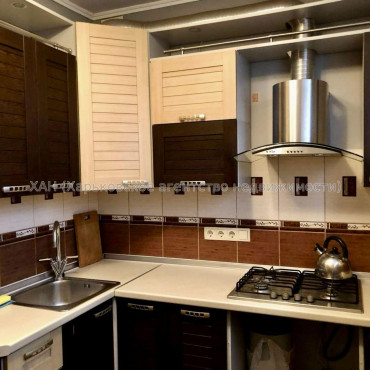 Продам квартиру, Болградская ул. , 1  ком., 26 м², евроремонт 
