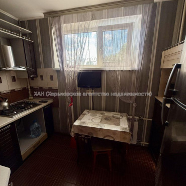 Продам квартиру, Болградская ул. , 1  ком., 26 м², евроремонт 