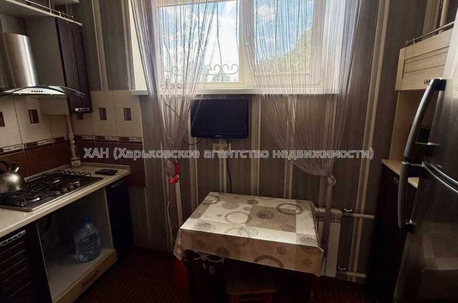 Продам квартиру, Болградская ул. , 1  ком., 26 м², евроремонт 