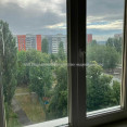 Продам квартиру, Метростроителей ул. , 3 кім., 66.40 м², советский ремонт 