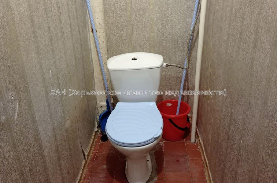 Продам квартиру, Гиршмана ул. , 2 кім., 57.10 м², косметический ремонт 