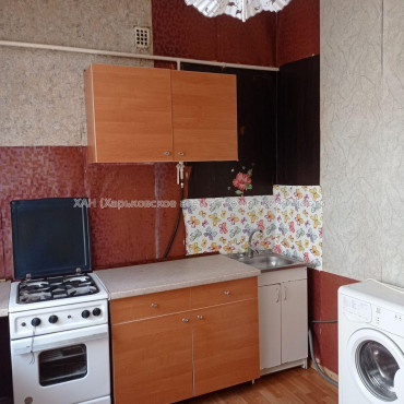 Продам квартиру, Гиршмана ул. , 2 кім., 57.10 м², косметический ремонт 