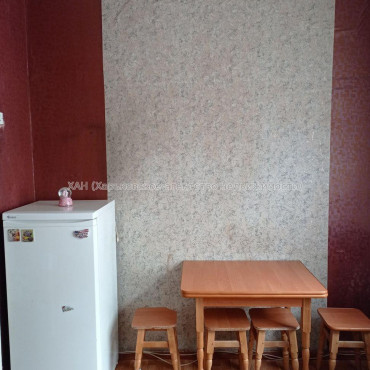 Продам квартиру, Гиршмана ул. , 2 кім., 57.10 м², косметический ремонт 
