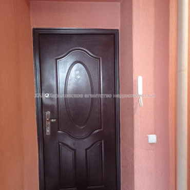 Продам квартиру, Гиршмана ул. , 2 кім., 57.10 м², косметический ремонт 
