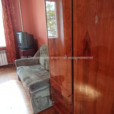 Продам квартиру, Гиршмана ул. , 2 кім., 57.10 м², косметический ремонт 