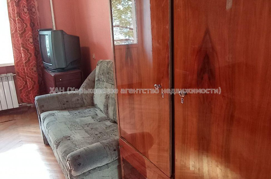 Продам квартиру, Гиршмана ул. , 2 кім., 57.10 м², косметический ремонт 