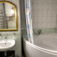 Продам квартиру, Дудинской ул. , 3 кім., 98 м², евроремонт 