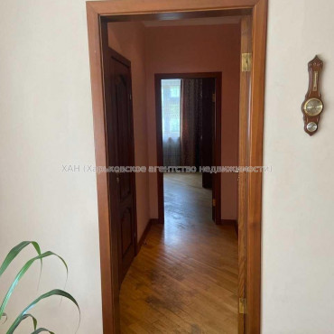 Продам квартиру, Дудинской ул. , 3 кім., 98 м², евроремонт 