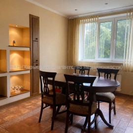 Продам квартиру, Дудинской ул. , 3 кім., 98 м², евроремонт