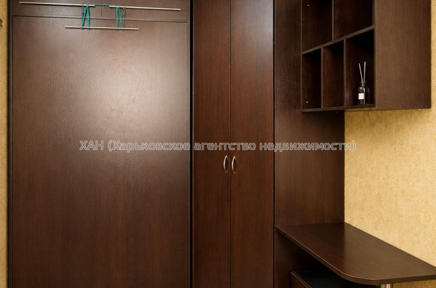 Продам квартиру, Метростроителей ул. , 1  ком., 36 м², капитальный ремонт 