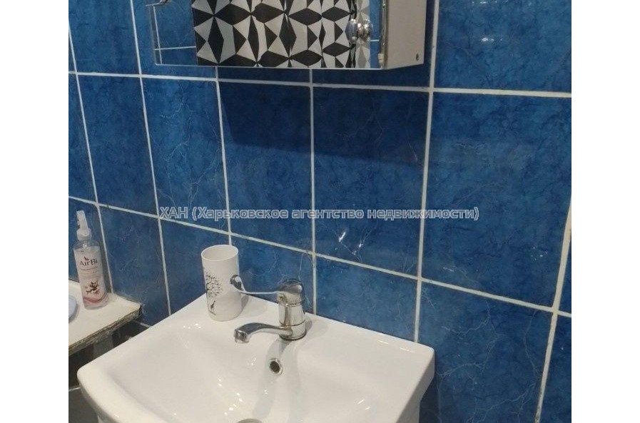 Продам квартиру, Большая Панасовская ул. , 1  ком., 43.20 м², капитальный ремонт 