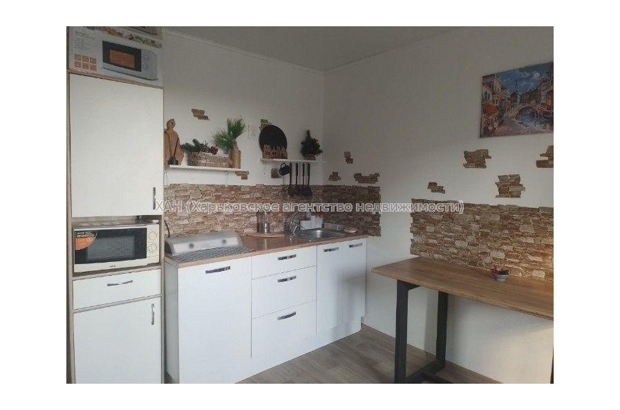 Продам квартиру, Большая Панасовская ул. , 1  ком., 43.20 м², капитальный ремонт 