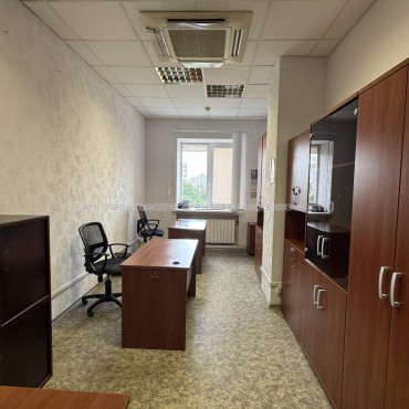 Здам нежитлову нерухомість, офисное здание , 491 м², евроремонт 
