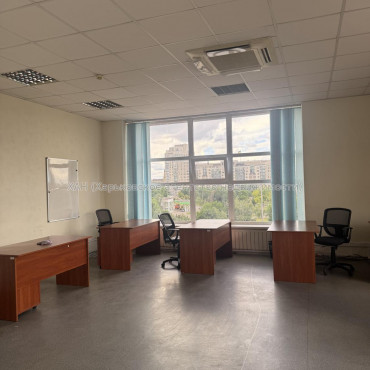 Здам нежитлову нерухомість, офисное здание , 491 м², евроремонт 