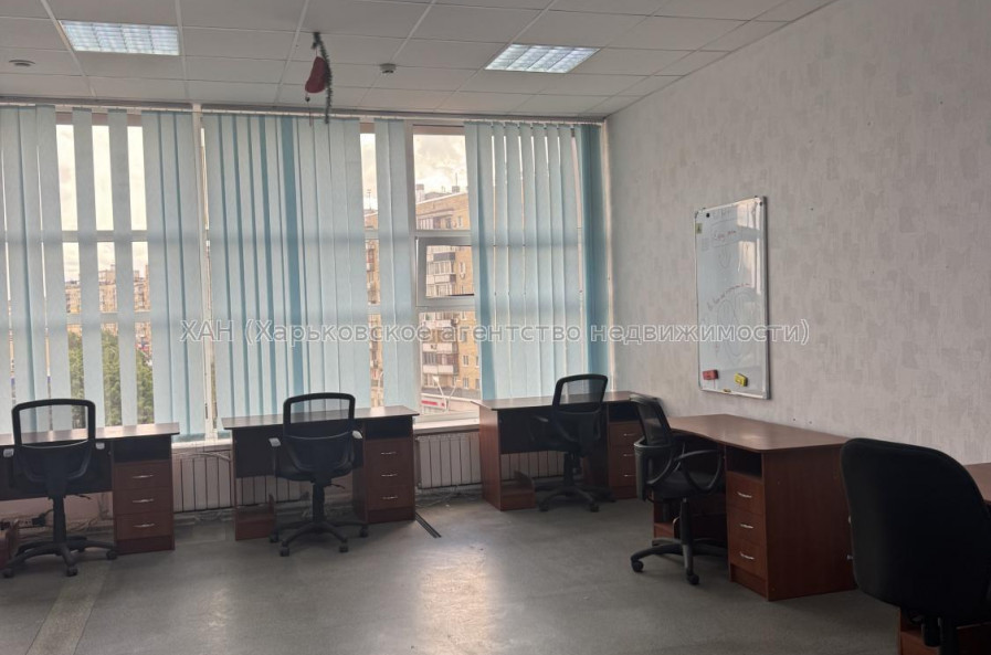 Здам нежитлову нерухомість, офисное здание , 491 м², евроремонт 