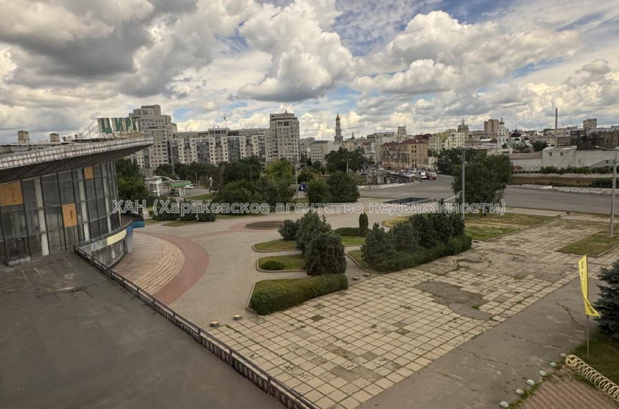 Здам нежитлову нерухомість, офисное здание , 491 м², евроремонт 