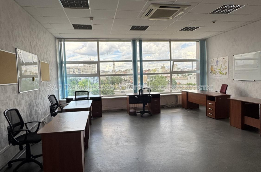 Здам нежитлову нерухомість, офисное здание , 491 м², евроремонт 