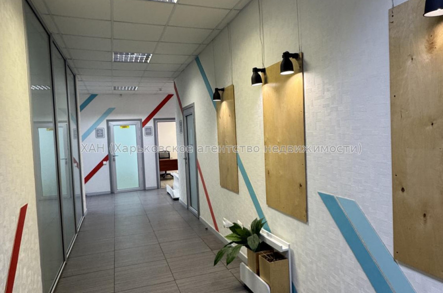 Здам нежитлову нерухомість, офисное здание , 491 м², евроремонт 