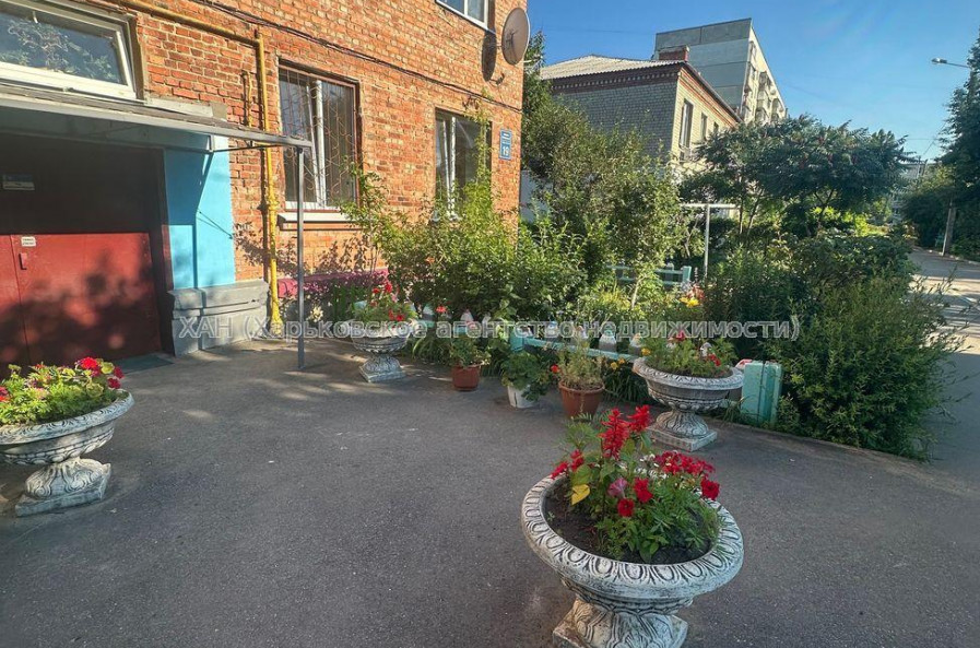 Продам квартиру, Снегиревский пер. , 1 кім., 30 м², без отделочных работ 