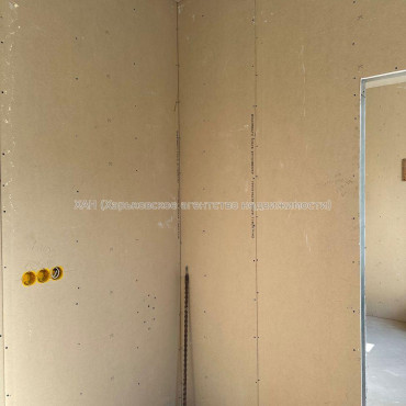 Продам квартиру, Снегиревский пер. , 1 кім., 30 м², без отделочных работ 