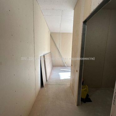 Продам квартиру, Снегиревский пер. , 1 кім., 30 м², без отделочных работ 