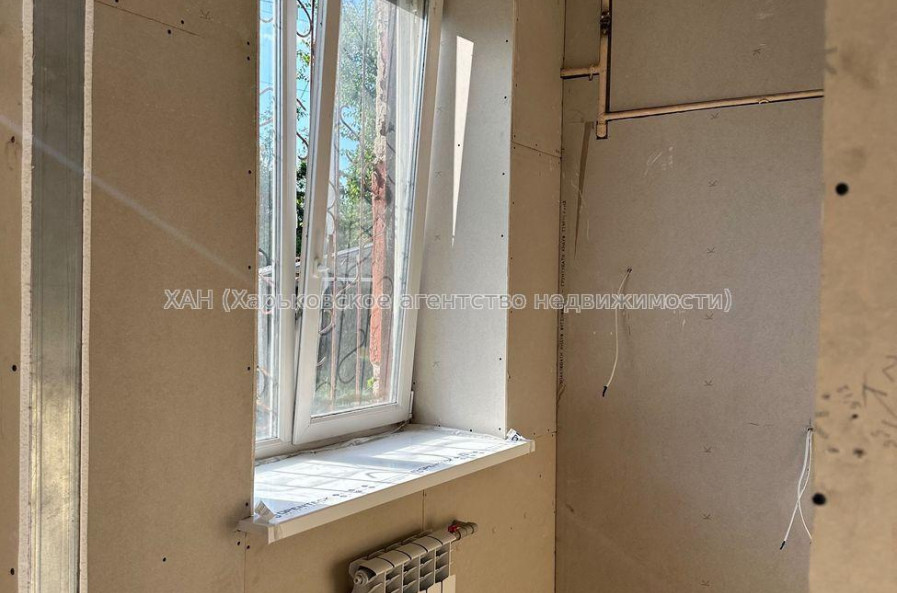 Продам квартиру, Снегиревский пер. , 1 кім., 30 м², без отделочных работ 